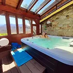 Podere I Casaloni - La Casa Nel Bosco * Torniella