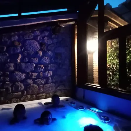 Podere I Casaloni - La Casa Nel Bosco *